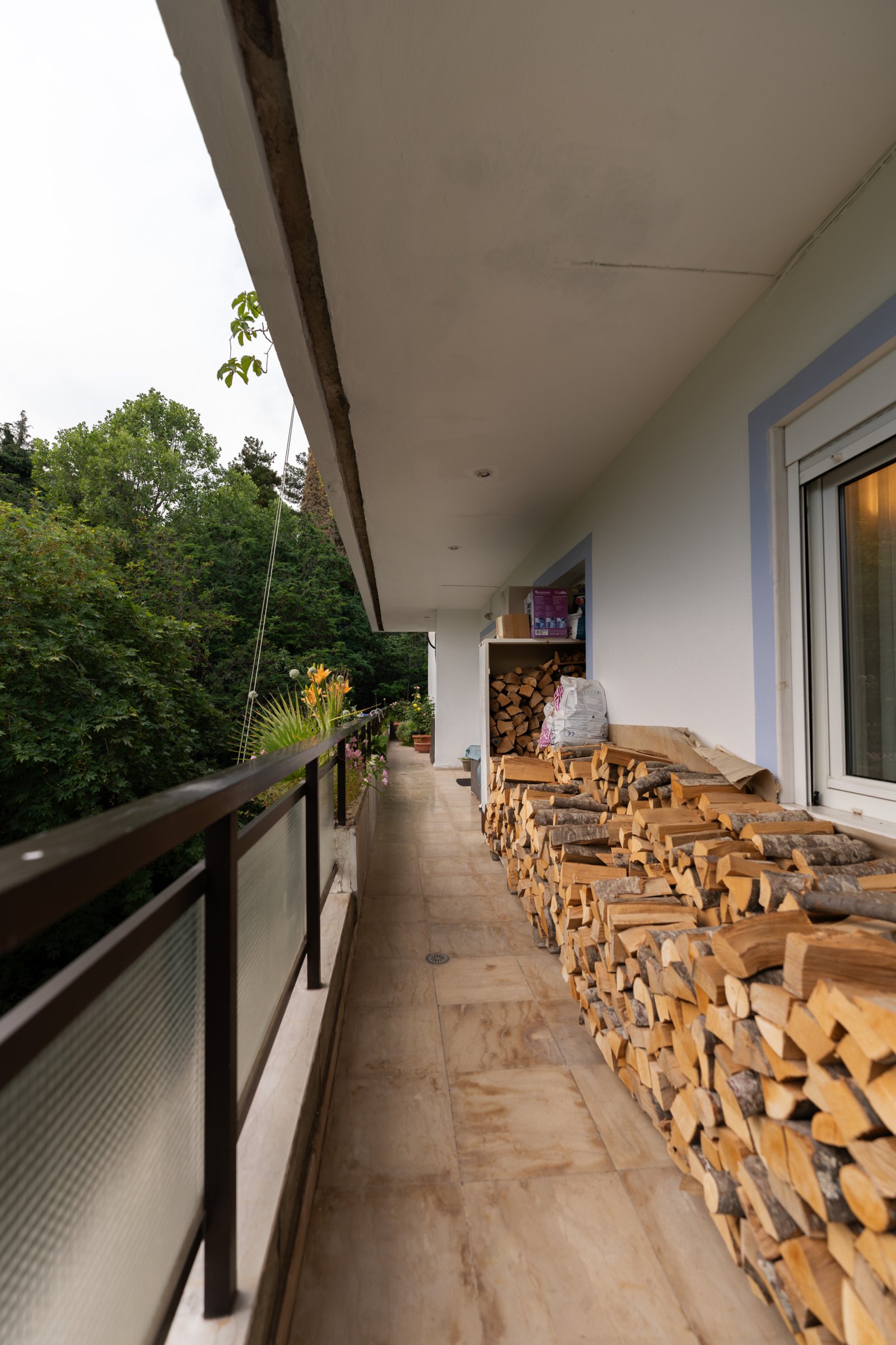 Θέα από το μπαλκόνι που βλέπει Δυτικά